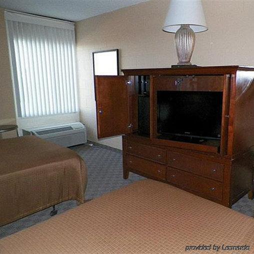 Sunlac Inn Lakota Zimmer foto