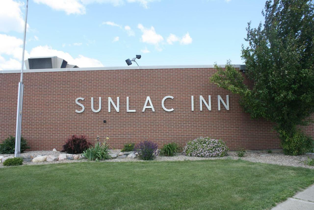 Sunlac Inn Lakota Exterior foto